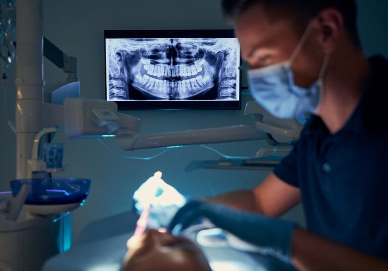 بررسی دقیق ساختار مینای دندان با بهره گیری از پرتو ایکس