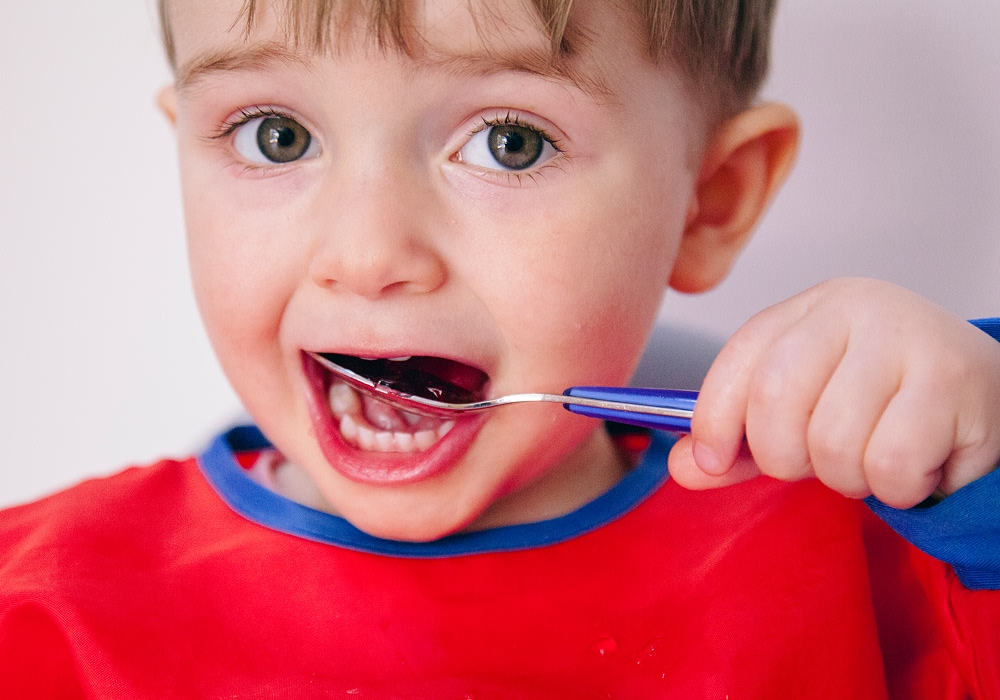 تاثیر پنهان داروهای ضدالتهابی بر مینای دندان کودکان